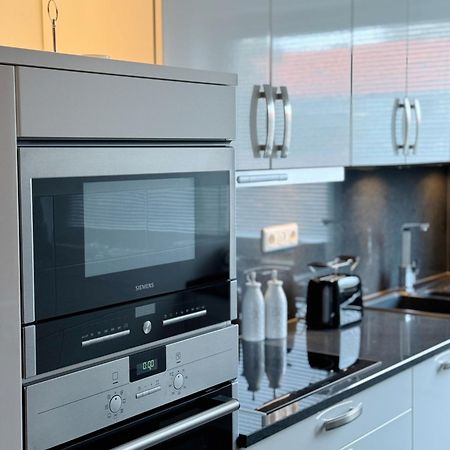 90M2 I Central I Netflix I Wifi I Free Parking I Lia Apartments Hannover Exterior photo